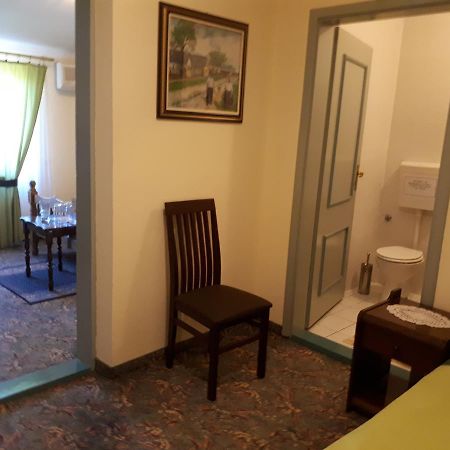 Business Club Selenca Panzió Bács Kültér fotó
