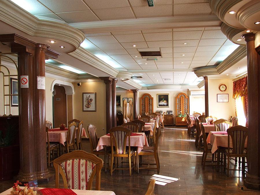 Business Club Selenca Panzió Bács Kültér fotó