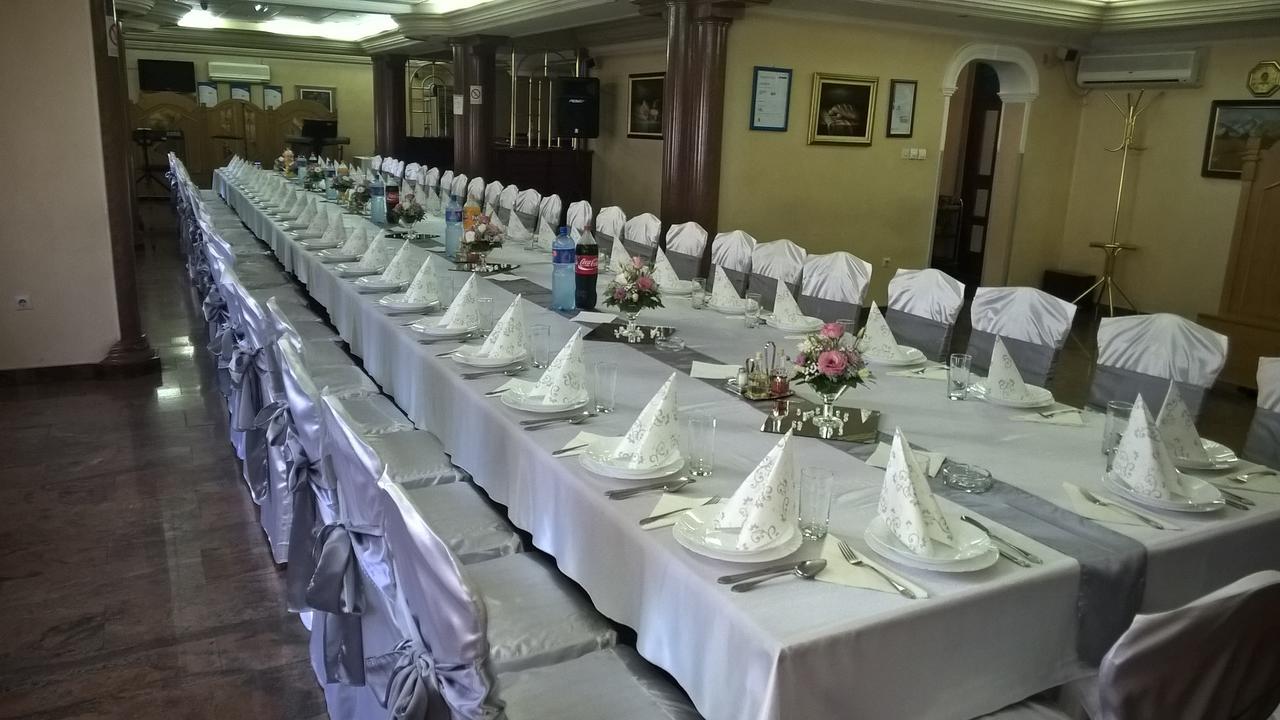 Business Club Selenca Panzió Bács Kültér fotó