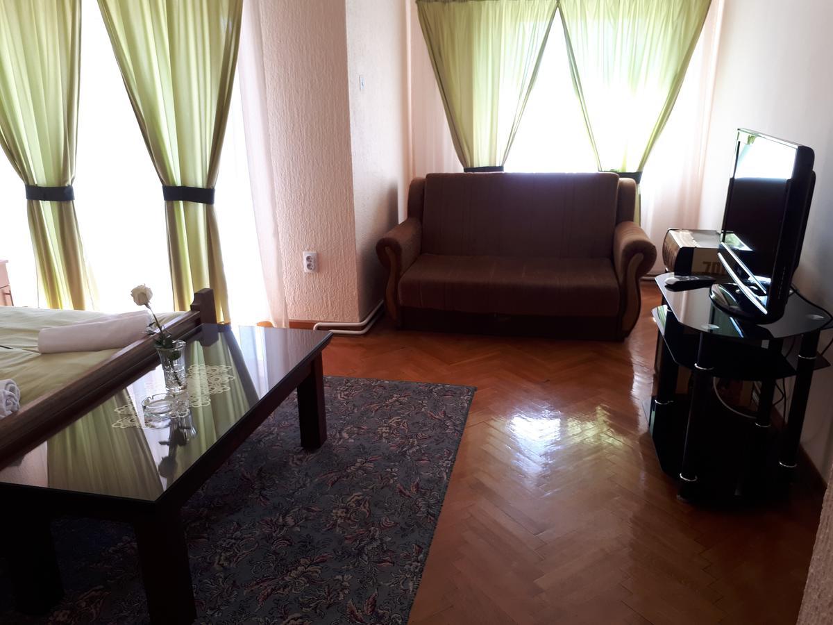 Business Club Selenca Panzió Bács Kültér fotó
