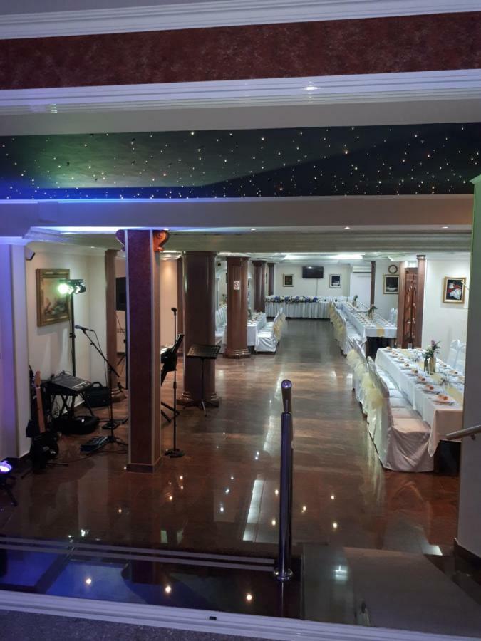 Business Club Selenca Panzió Bács Kültér fotó